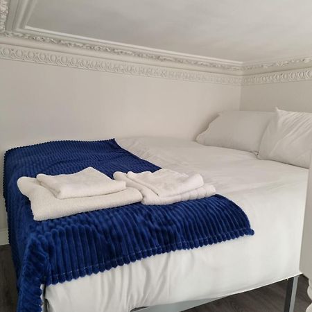 F103-1st Flr Mezzanine Studio Fit 3 Near Hyde Park London Exterior foto